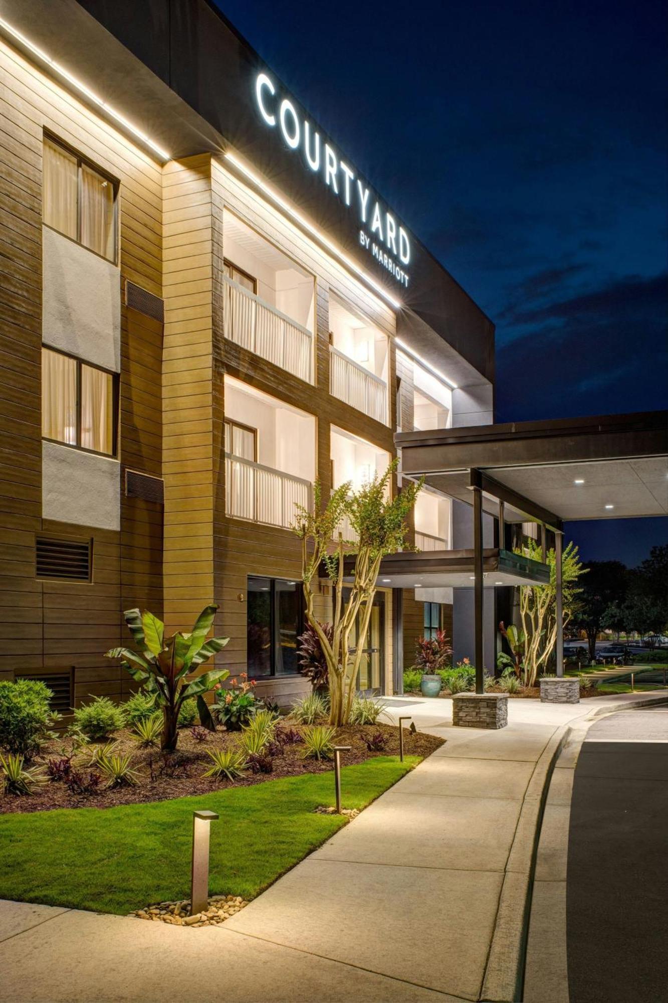 Courtyard By Marriott Columbia Northeast/Fort Jackson Area Экстерьер фото
