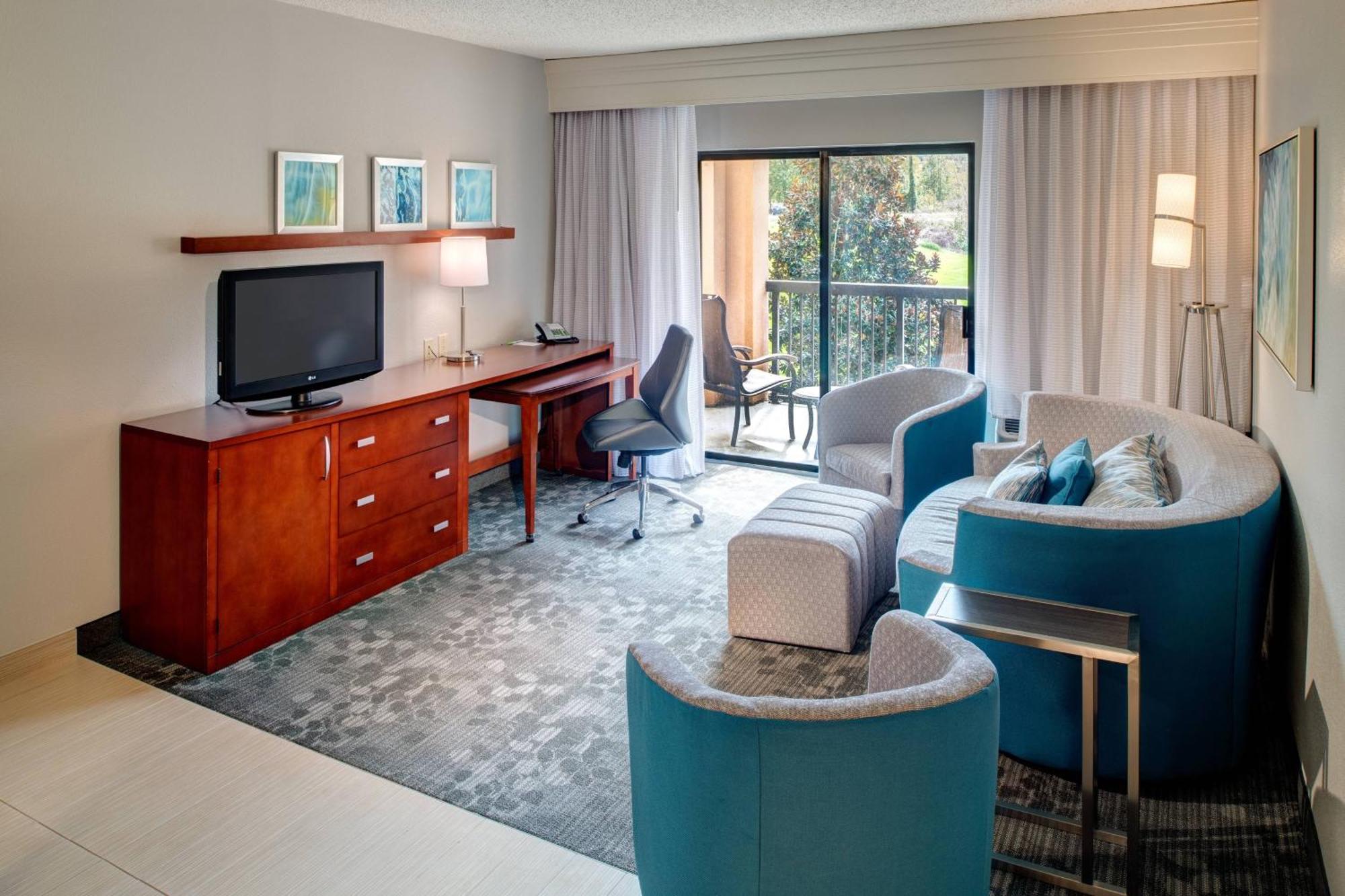 Courtyard By Marriott Columbia Northeast/Fort Jackson Area Экстерьер фото